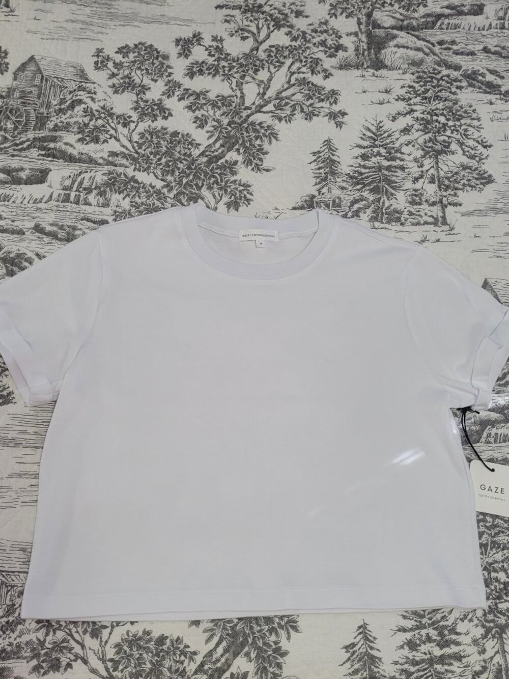 Gaze Bright White 100% Cotton Cropped T Shirt Size Medium NWT